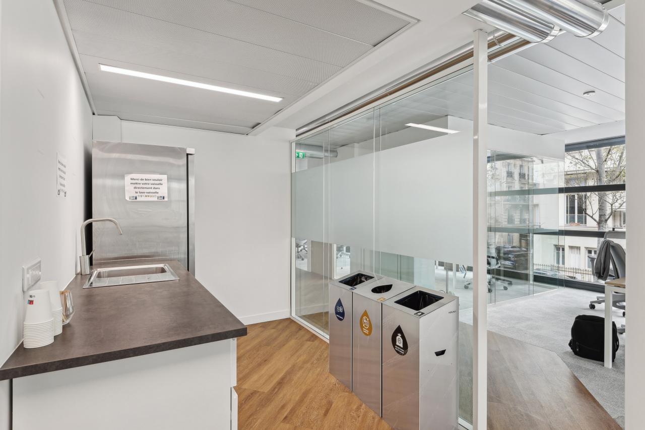Bureau Paris 786m² Location bureau Paris OLBUR2426747 4